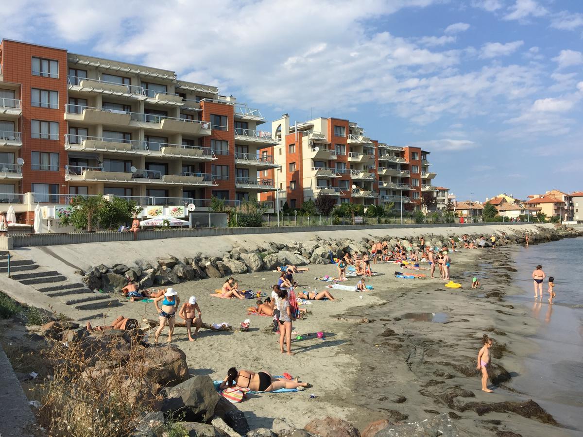 Apartments Helios Pomorie Exterior foto