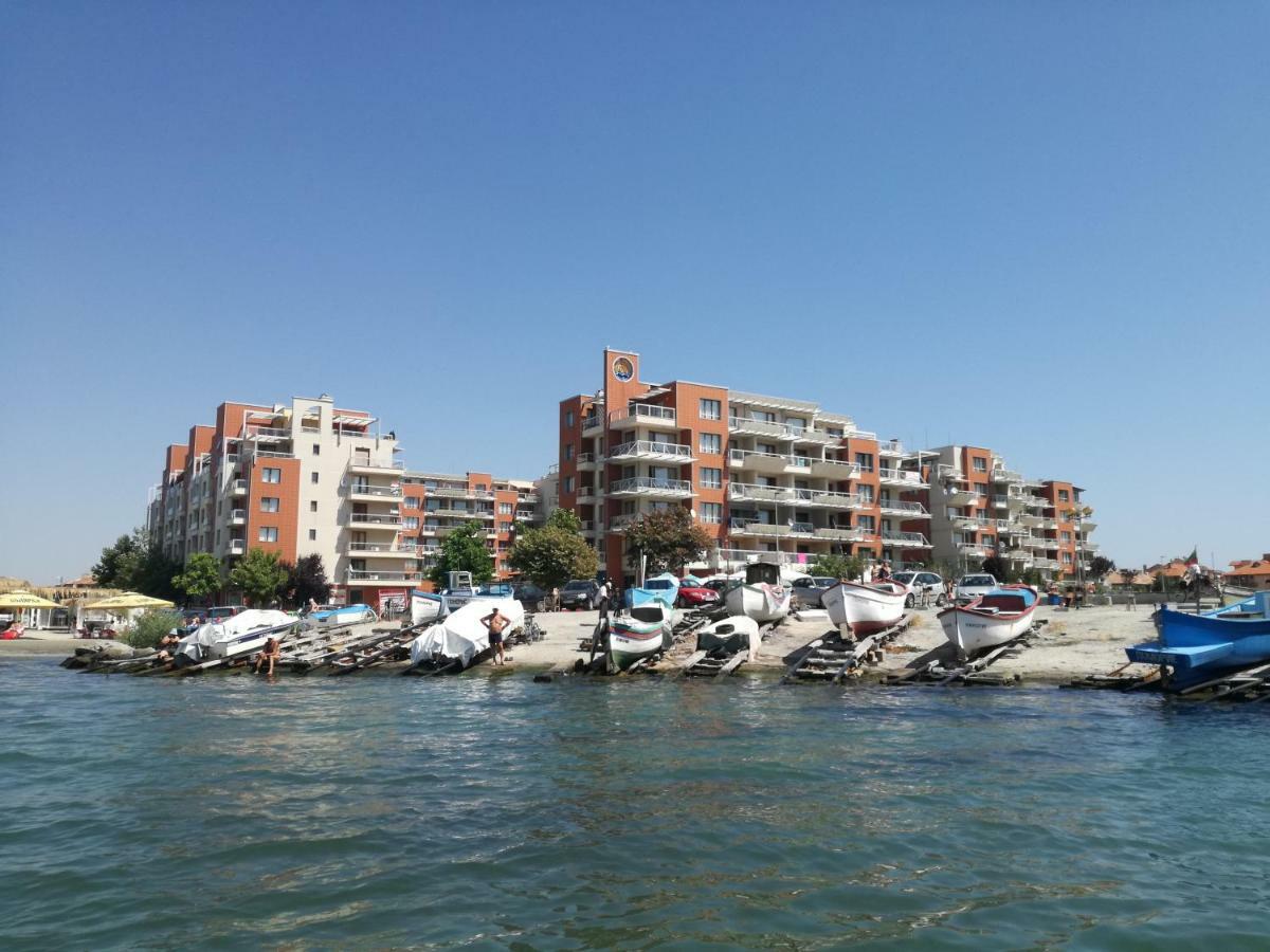 Apartments Helios Pomorie Exterior foto